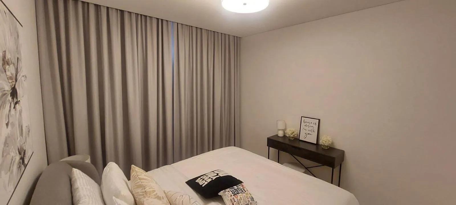 Burj Crown M Bin Rasheed Family Apartment In Downtown Dubai
