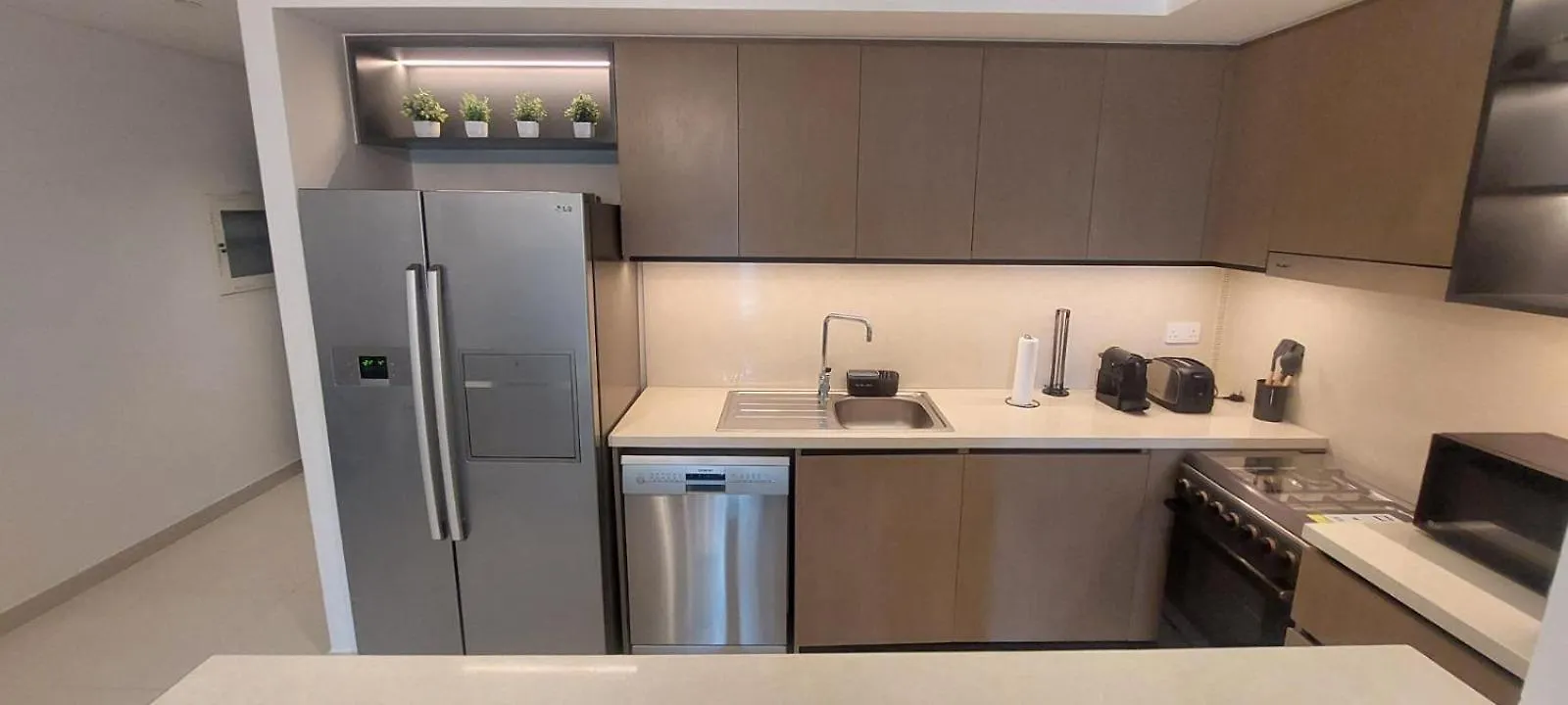Burj Crown M Bin Rasheed Family Apartment In Downtown Dubai